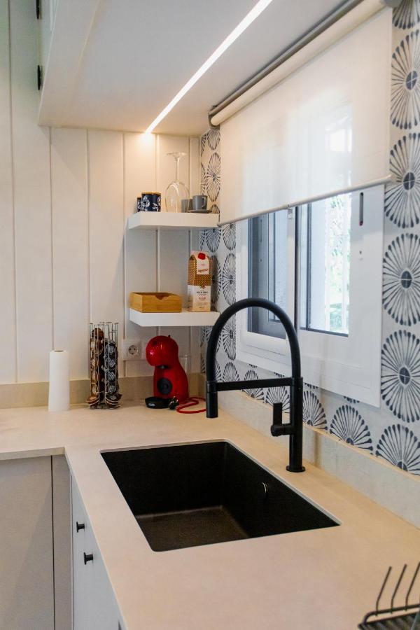Bungalove 贝纳尔马德纳 外观 照片